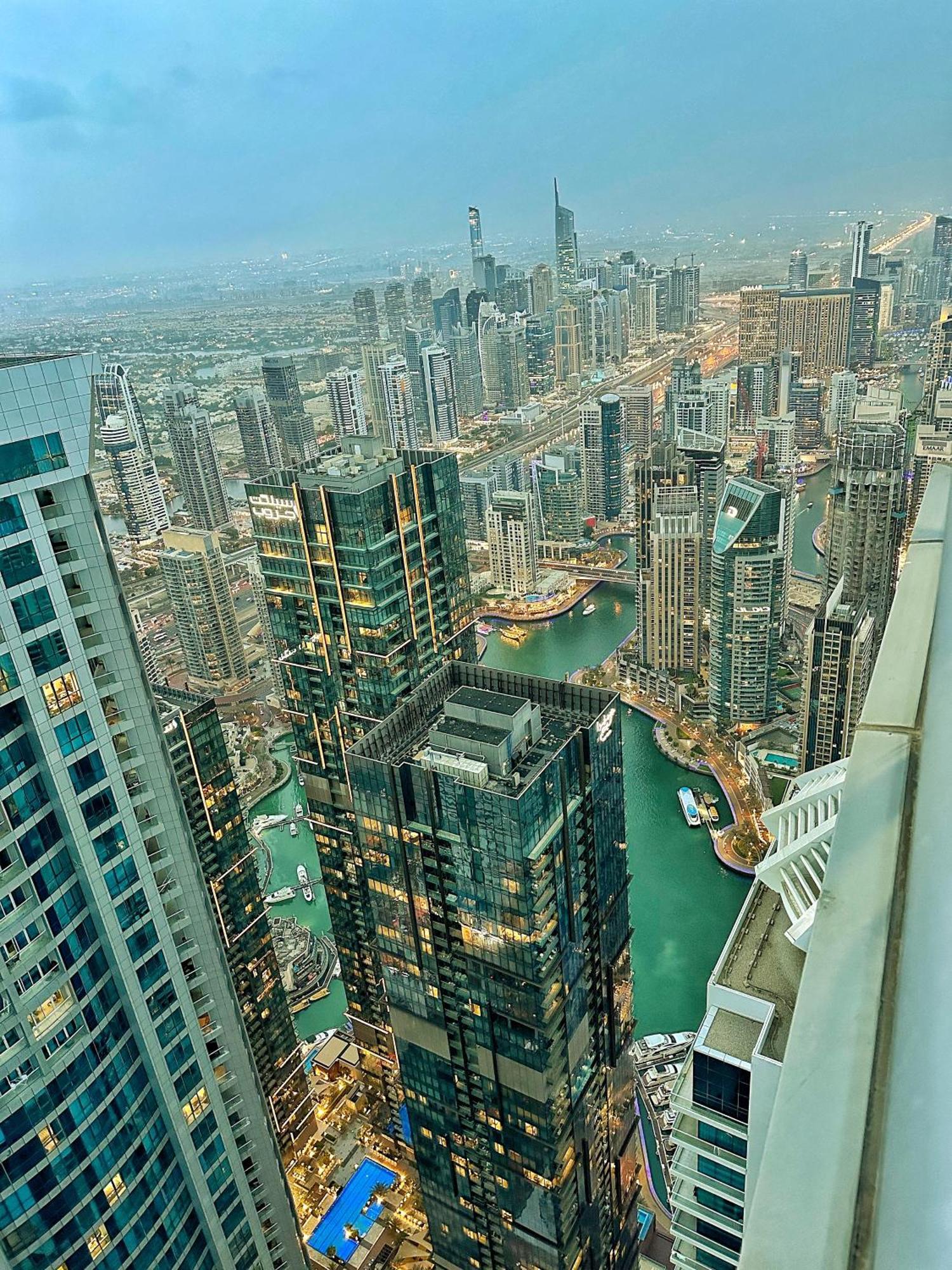Life Above Clouds Lejlighed Dubai Eksteriør billede